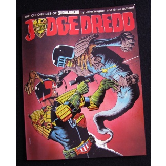 CHRONICLES OF JUDGE DREDD, BOOK # 1